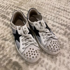 STFU Studded white sneaker
